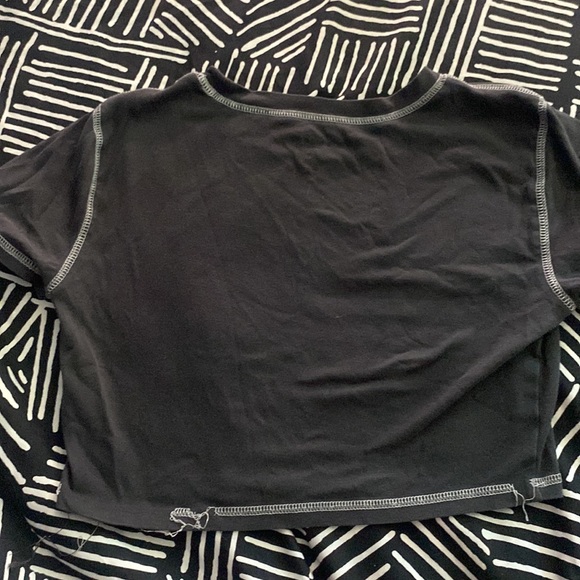 Gray crop - Picture 2 of 2